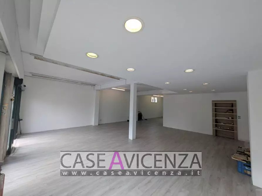 Immagine 5 di Negozio in affitto  in via roma a Grisignano Di Zocco