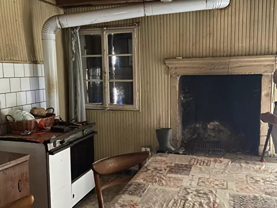 Immagine 7 di Rustico / casale in vendita  a Alonte