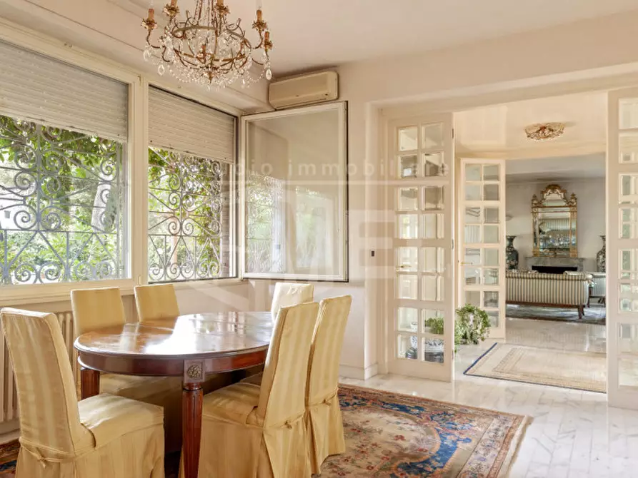 Immagine 12 di Villa in vendita  in Viale di antignano a Livorno