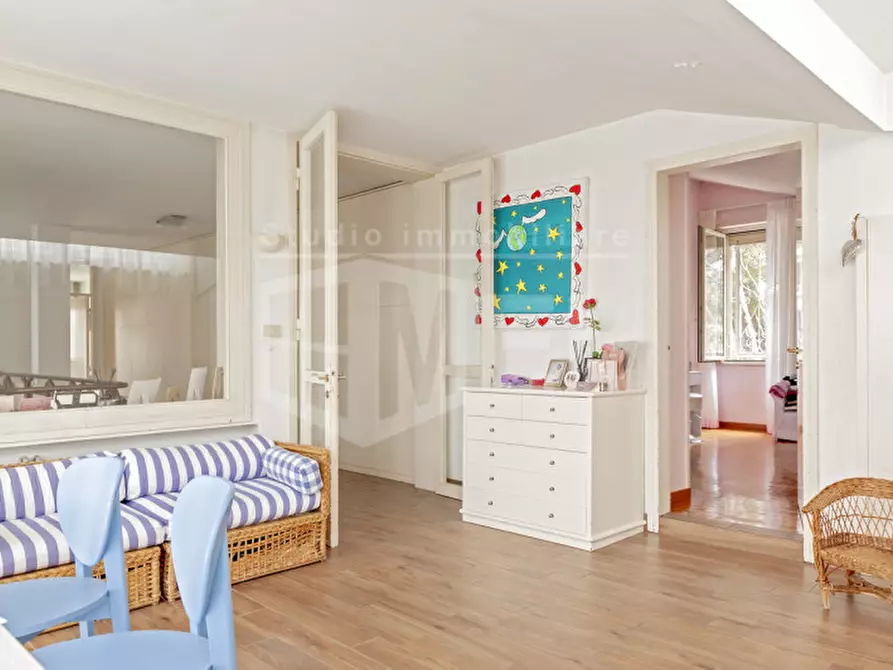 Immagine 24 di Villa in vendita  in Viale di antignano a Livorno