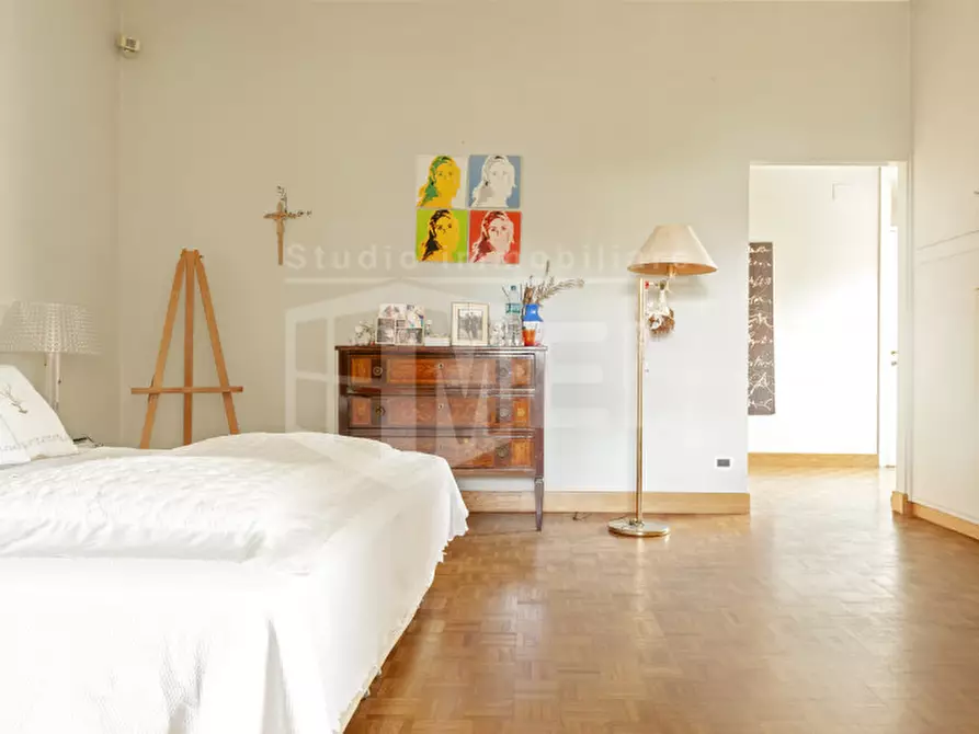 Immagine 33 di Villa in vendita  in Viale di antignano a Livorno