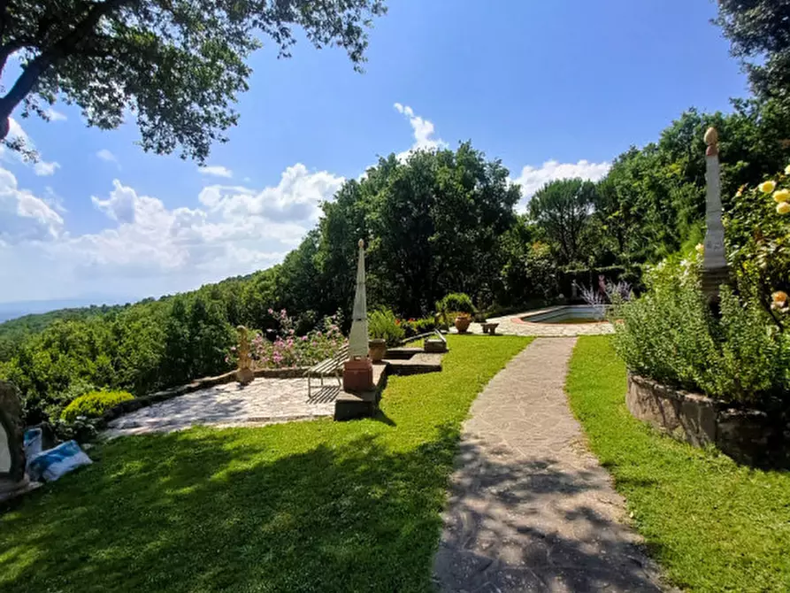 Immagine 10 di Rustico / casale in vendita  in Strada del Niccone a Tuoro Sul Trasimeno