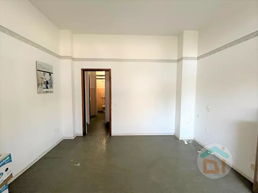 Immagine 5 di Negozio in vendita  in Via Aquileia 52 a Gradisca D'isonzo