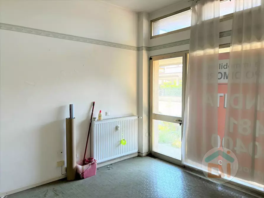Immagine 11 di Negozio in vendita  in Via Aquileia 52 a Gradisca D'isonzo