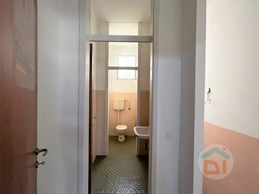 Immagine 12 di Negozio in vendita  in Via Aquileia 52 a Gradisca D'isonzo