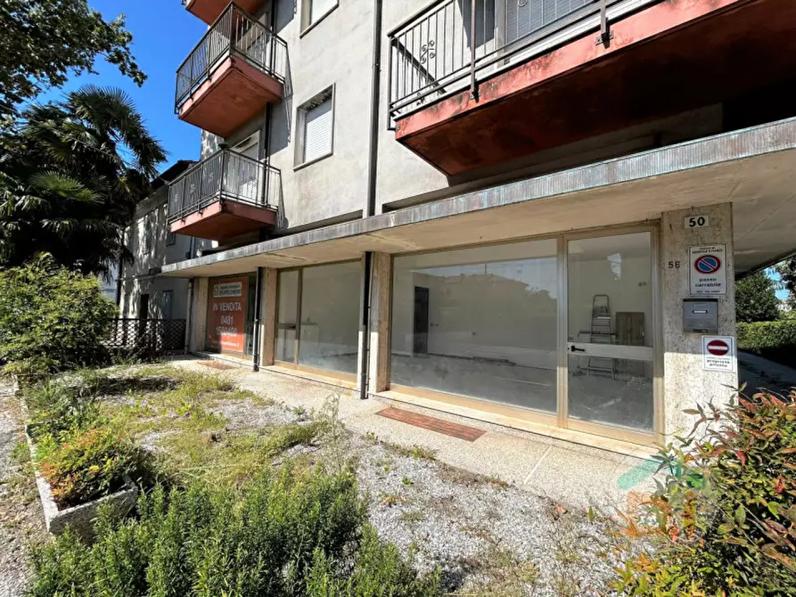 Immagine 20 di Negozio in vendita  in Via Aquileia 50 a Gradisca D'isonzo