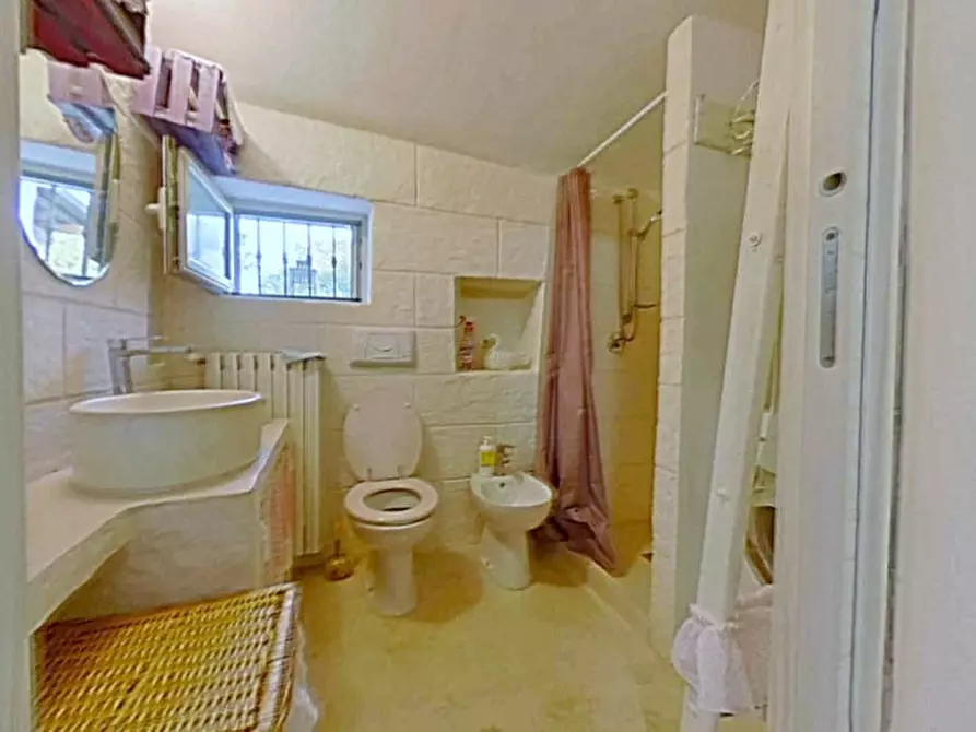 Immagine 36 di Rustico / casale in vendita  in MAKIOS a Ostuni