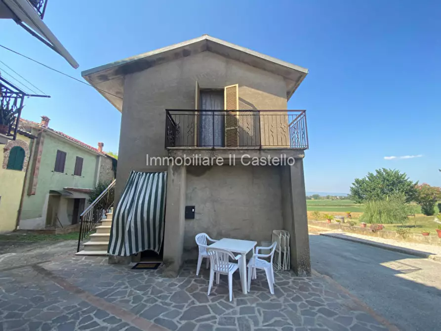 Immagine 1 di Casa indipendente in vendita  in PACIANO a Paciano