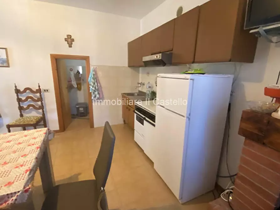 Immagine 7 di Casa indipendente in vendita  in PACIANO a Paciano