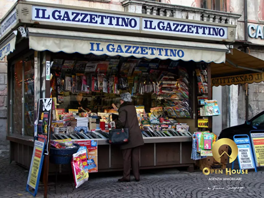 Immagine 5 di Attività commerciale in vendita  in via cavour a Costabissara