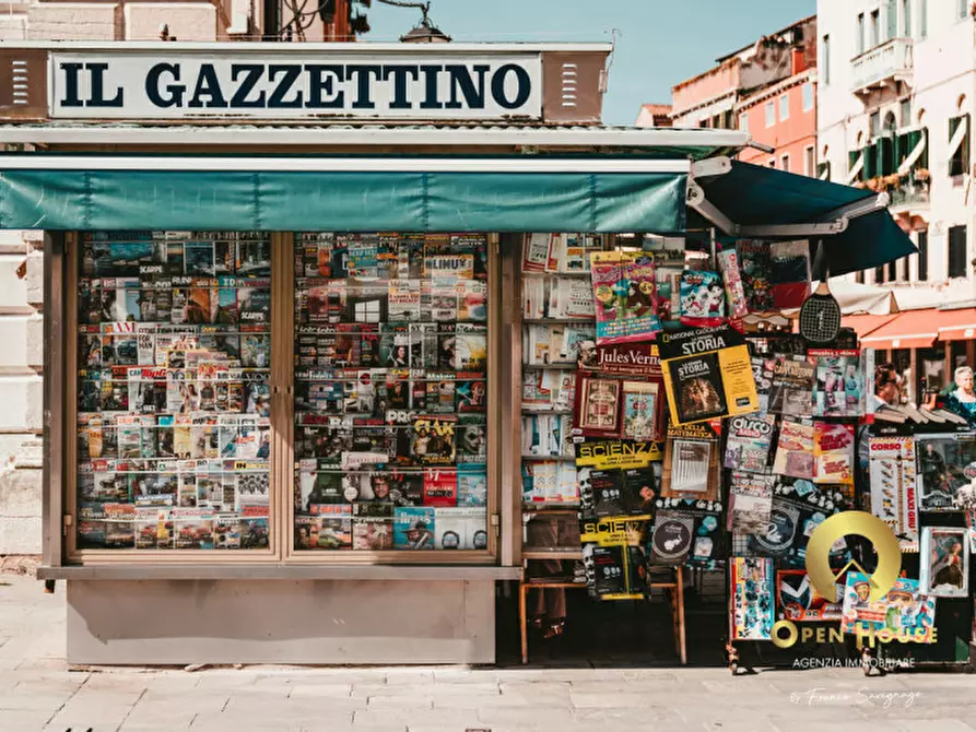 Immagine 7 di Attività commerciale in vendita  in via cavour a Costabissara