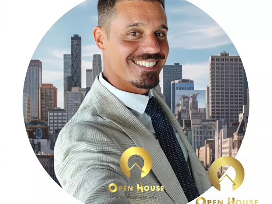 Immagine 12 di Attività commerciale in vendita  in via cavour a Costabissara