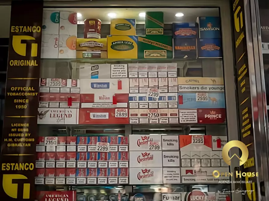 Immagine 15 di Attività commerciale in vendita  in via cavour a Costabissara