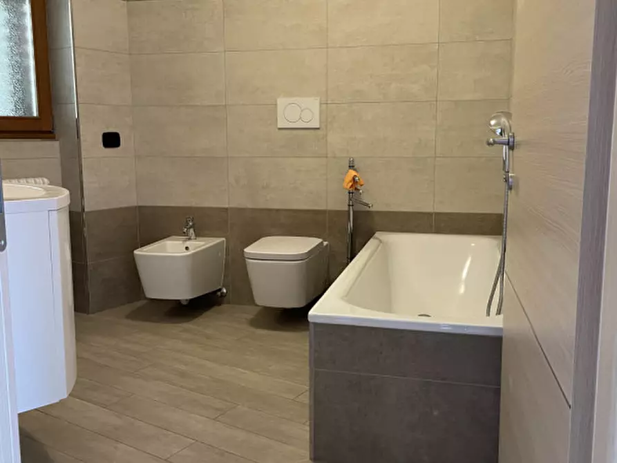 Immagine 8 di Camera in affitto  in via dei Michei a Trento