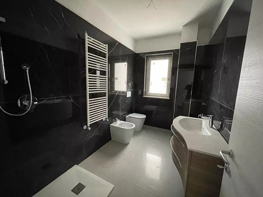 Immagine 10 di Appartamento in vendita  a Marsicovetere