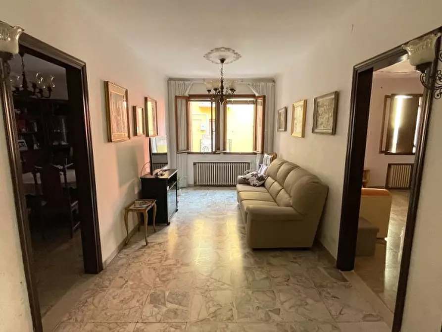 Immagine 10 di Casa indipendente in vendita  in Calle Airoldi a Chioggia