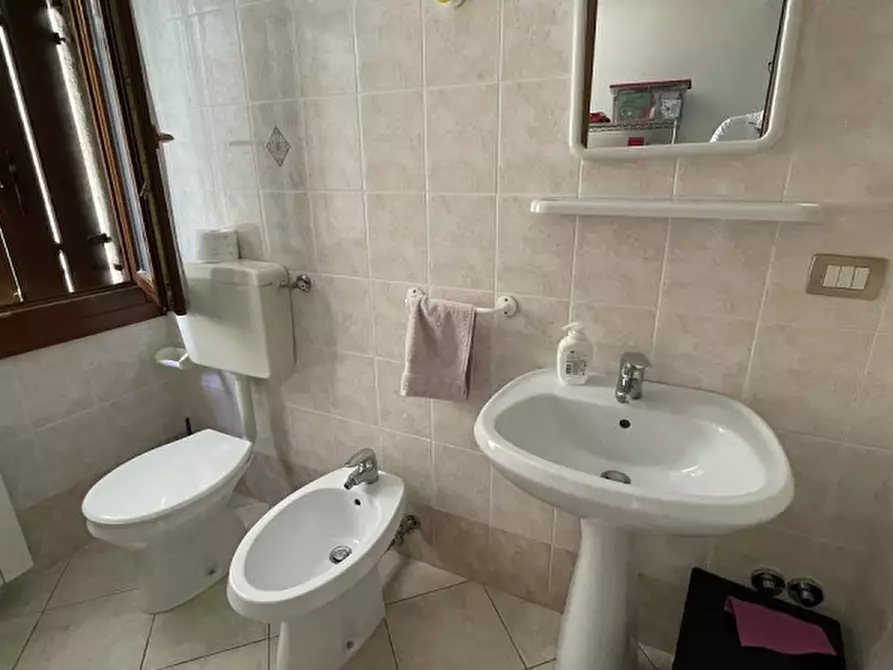 Immagine 14 di Casa indipendente in vendita  in Calle Airoldi a Chioggia