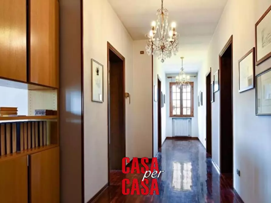 Immagine 2 di Casa indipendente in vendita  in Viale delle Industrie a Sant'elena