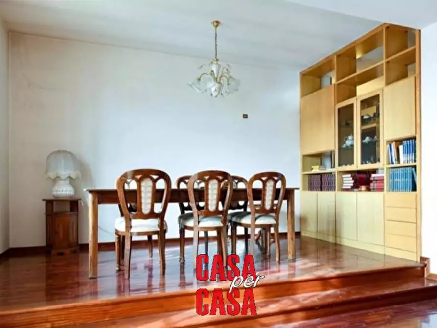 Immagine 6 di Casa indipendente in vendita  in Viale delle Industrie a Sant'elena