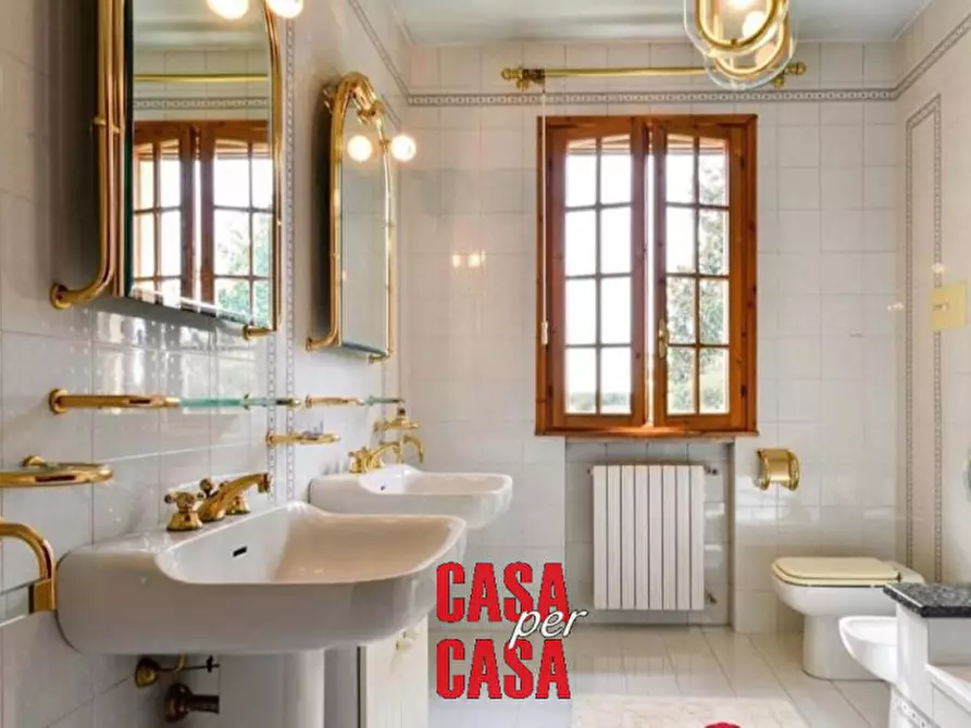 Immagine 14 di Casa indipendente in vendita  in Viale delle Industrie a Sant'elena