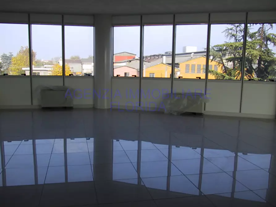 Immagine 2 di Ufficio in affitto  a Camposampiero