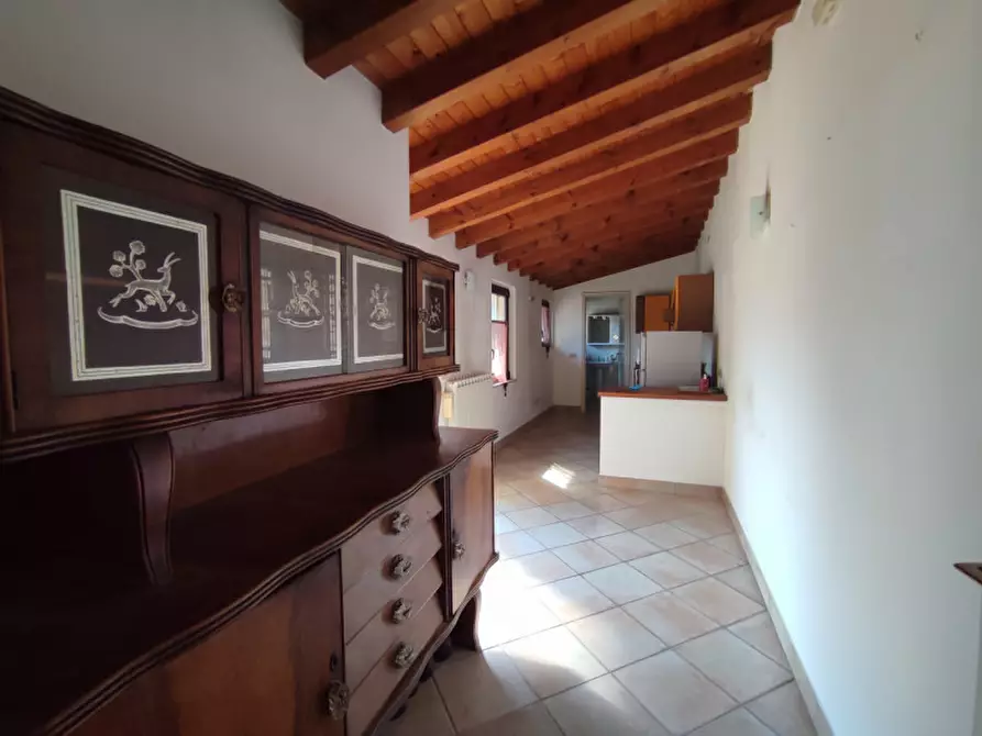 Immagine 5 di Rustico / casale in vendita  in Via 24 Maggio a Lonato del Garda