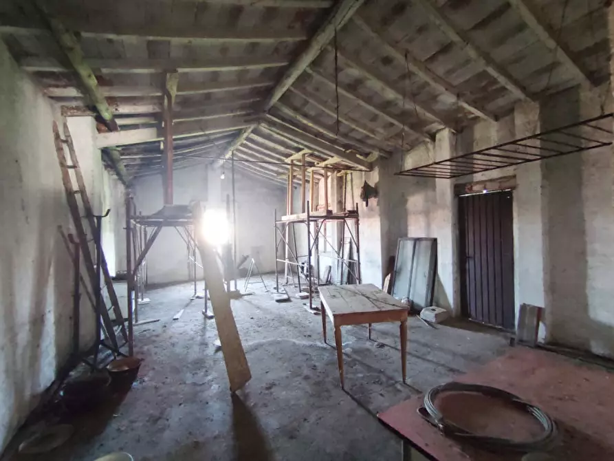 Immagine 23 di Rustico / casale in vendita  in Via 24 Maggio a Lonato del Garda