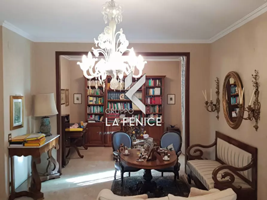 Immagine 2 di Appartamento in vendita  in via Don Primo Mazzolari a Locorotondo