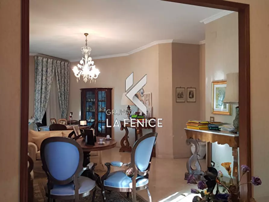 Immagine 12 di Appartamento in vendita  in via Don Primo Mazzolari a Locorotondo