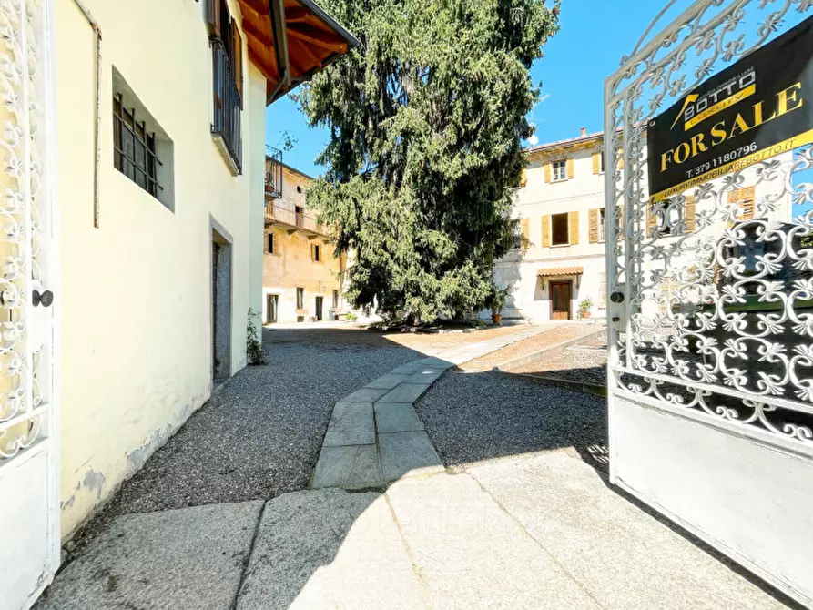 Immagine 30 di Villa in vendita  in via Sazza, 7 a San Maurizio D'opaglio