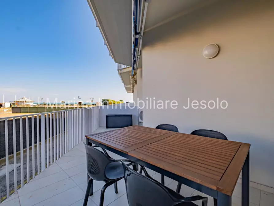 Immagine 1 di Appartamento in vendita  in Piazza Milano a Jesolo