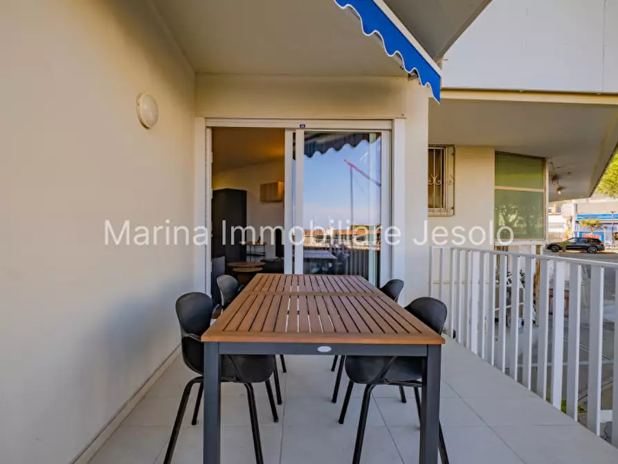 Immagine 13 di Appartamento in vendita  in Piazza Milano a Jesolo