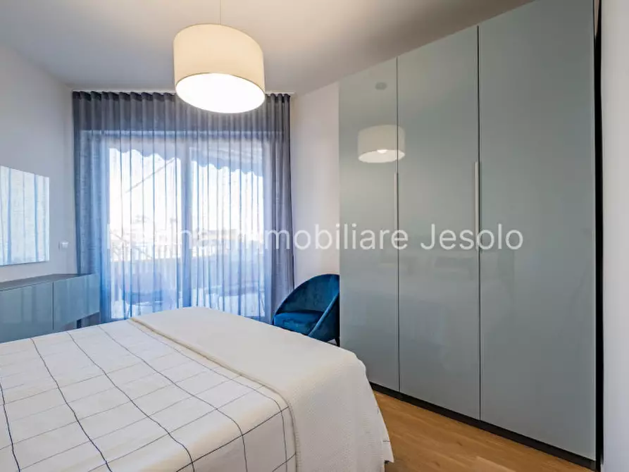 Immagine 14 di Appartamento in vendita  in Piazza Milano a Jesolo