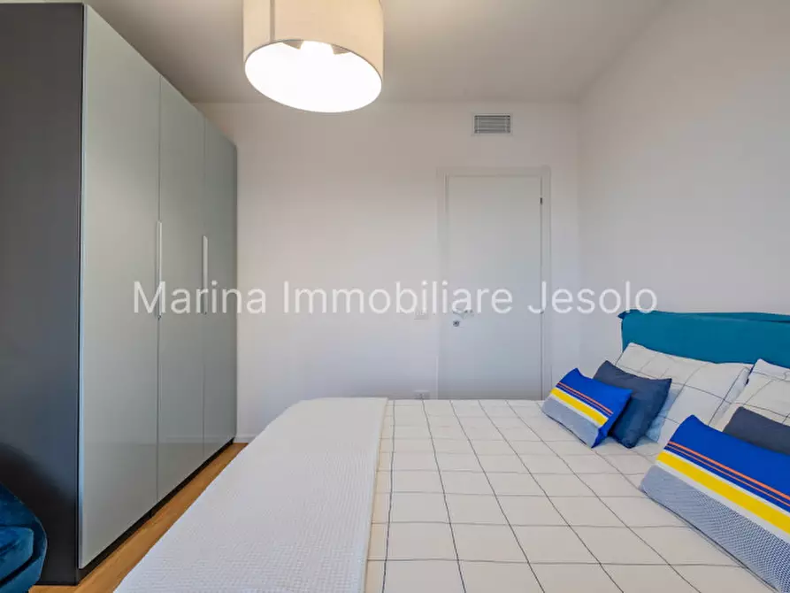 Immagine 16 di Appartamento in vendita  in Piazza Milano a Jesolo