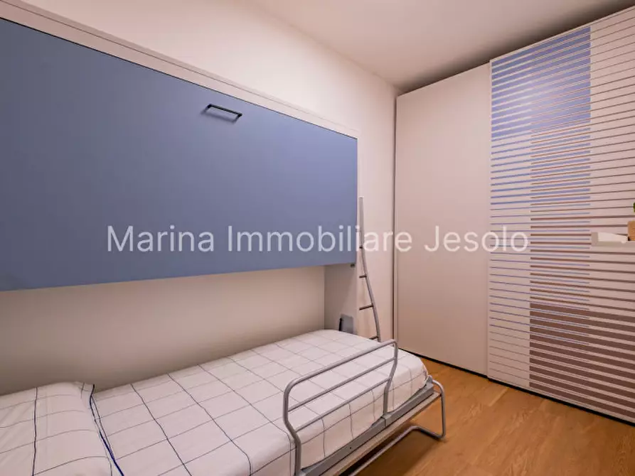 Immagine 18 di Appartamento in vendita  in Piazza Milano a Jesolo