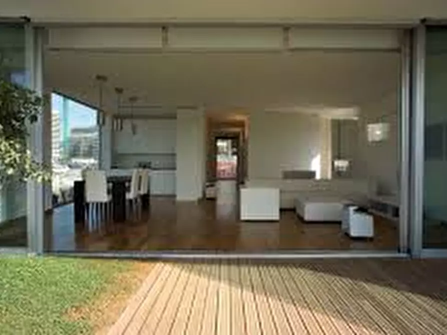 Immagine 4 di Appartamento in vendita  in via montegrotto 60 a Abano Terme