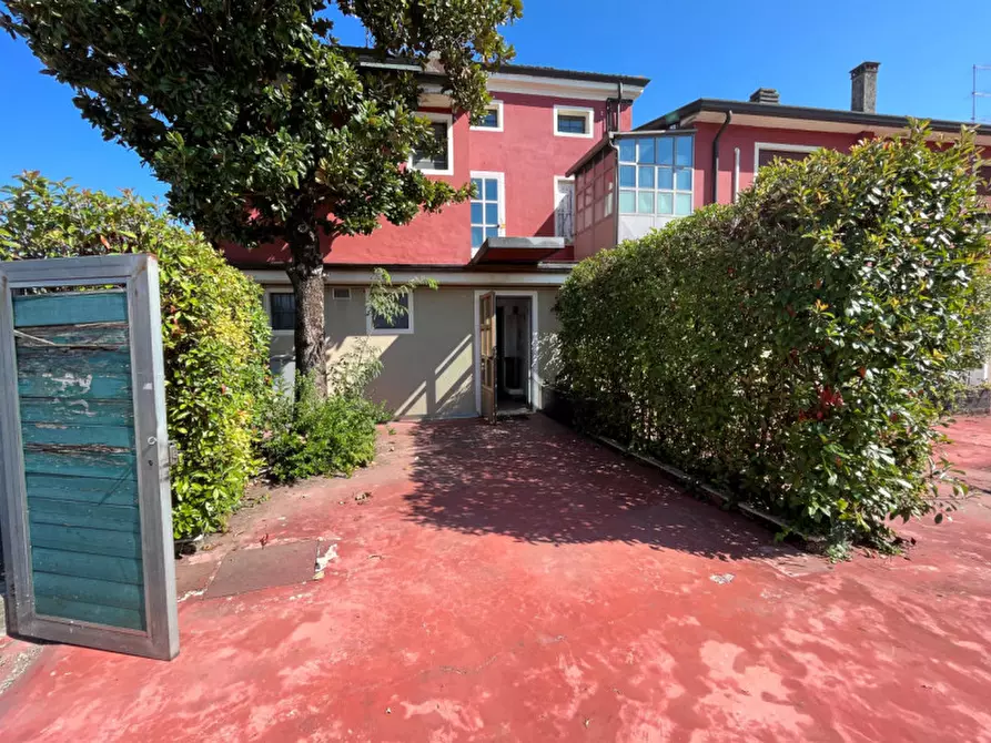 Immagine 27 di Negozio in vendita  in via Giuseppe Martignon a Mestrino