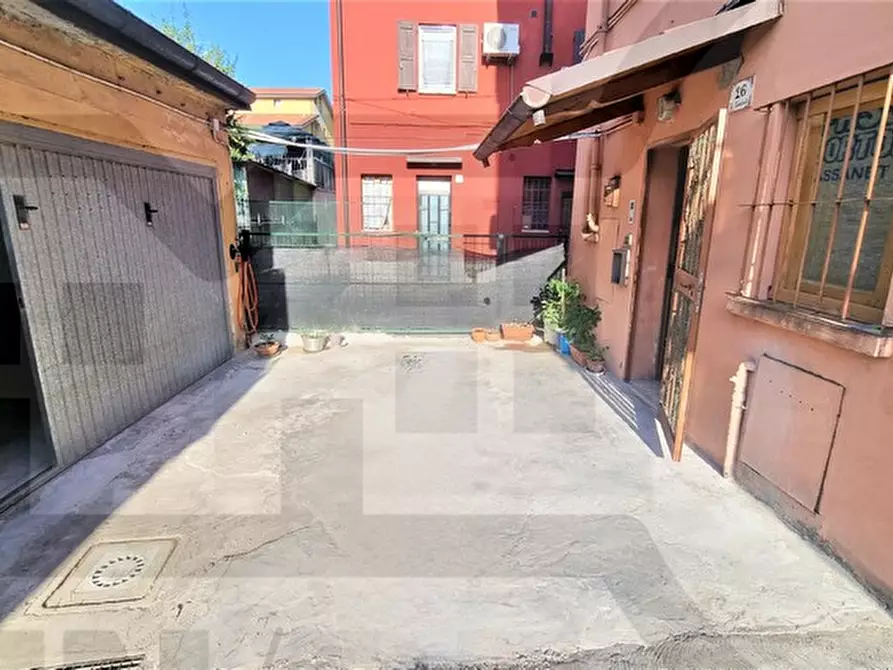 Immagine 1 di Appartamento in vendita  in via campanella a Imola