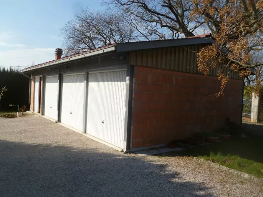 Immagine 22 di Villa in vendita  in Strada provinciale dei lopi a Castiglione Del Lago