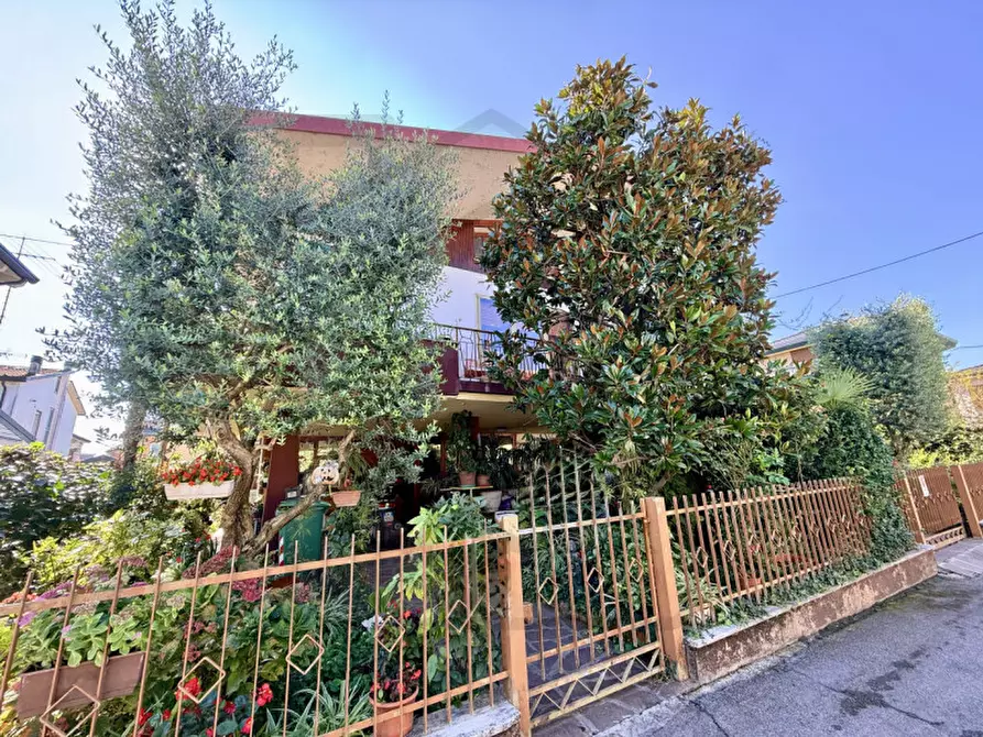 Immagine 17 di Casa indipendente in vendita  in Via Pinazza a Abano Terme