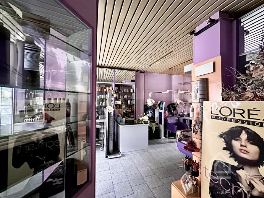 Immagine 14 di Negozio in vendita  in Via Damiano Chiesa 13 a Torino