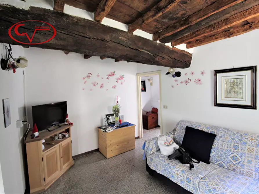 Immagine 2 di Casa trifamiliare in vendita  in fondaccio a Loro Ciuffenna