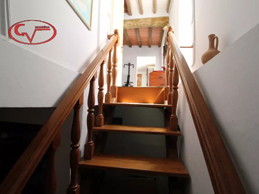 Immagine 13 di Casa trifamiliare in vendita  in fondaccio a Loro Ciuffenna