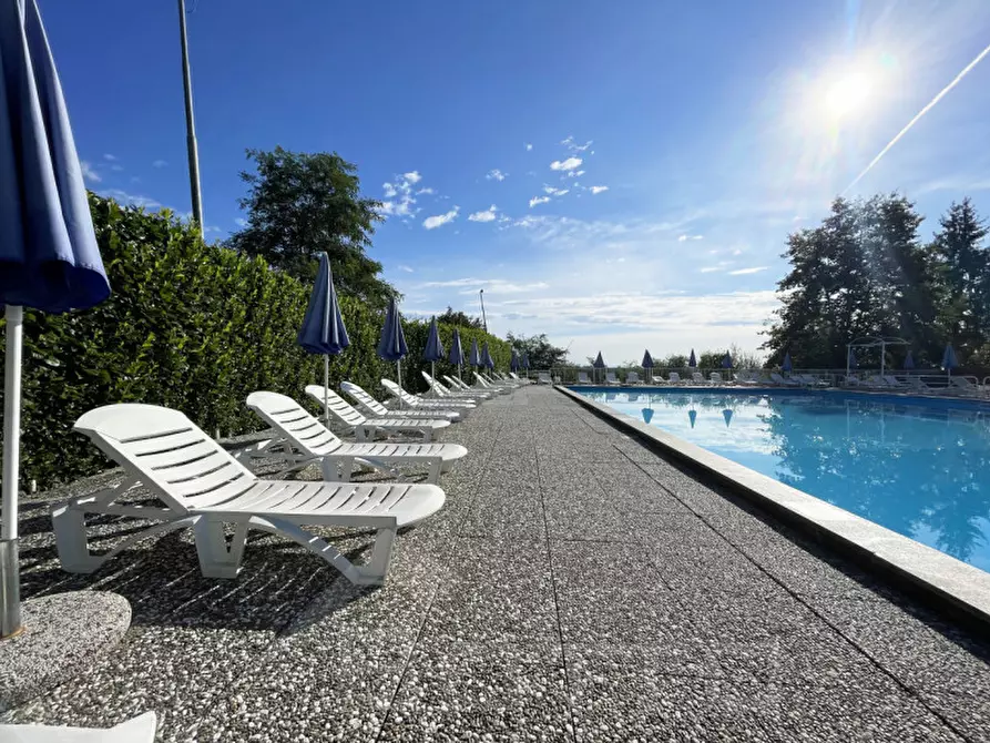 Immagine 19 di Attività commerciale in vendita  in via torino 145 a Cureggio