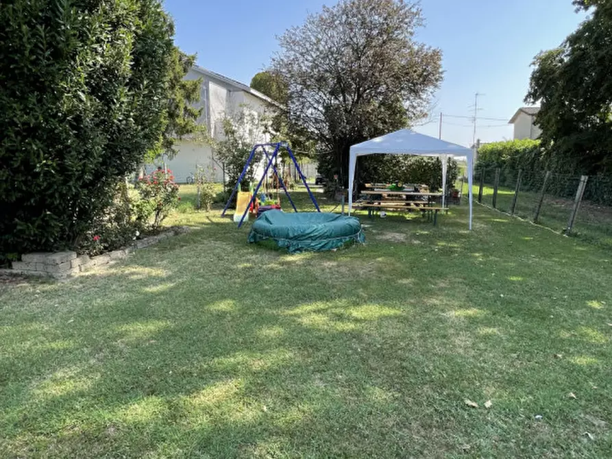 Immagine 34 di Casa bifamiliare in vendita  a Suzzara