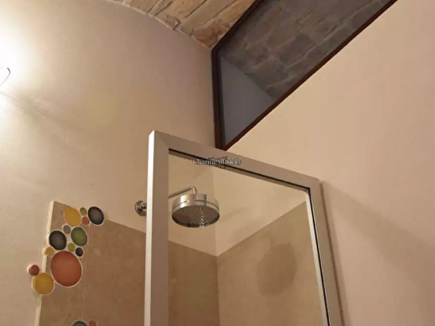 Immagine 21 di Casa indipendente in vendita  in via chiasso guerra a Ragusa