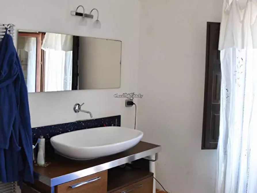 Immagine 35 di Casa indipendente in vendita  in via chiasso guerra a Ragusa