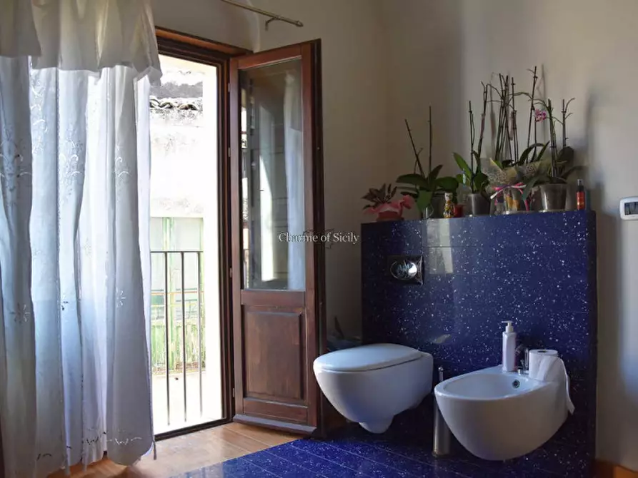 Immagine 37 di Casa indipendente in vendita  in via chiasso guerra a Ragusa