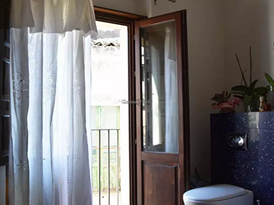 Immagine 38 di Casa indipendente in vendita  in via chiasso guerra a Ragusa