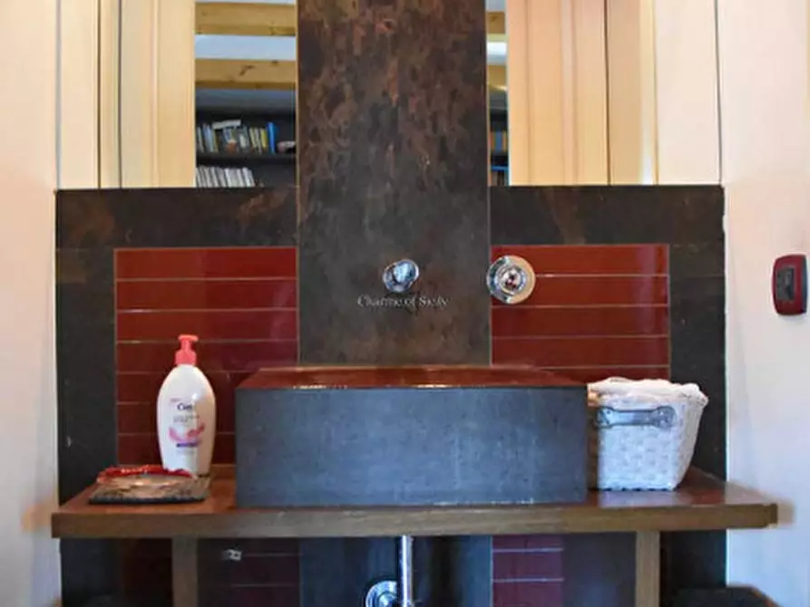 Immagine 66 di Casa indipendente in vendita  in via chiasso guerra a Ragusa